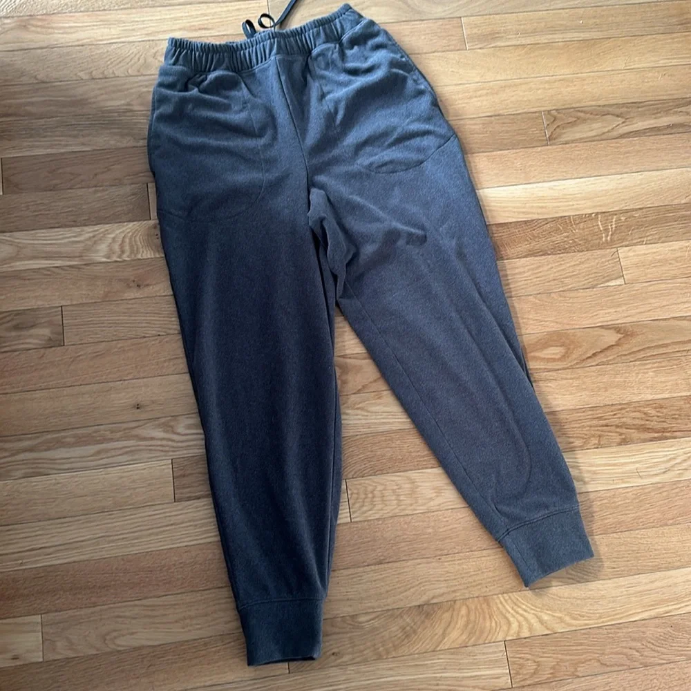 Varley slim cuff joggers - Picture 6 of 7